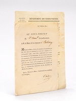 [ Deux documents relatifs à la commune d'Etcharry ] Lettre pré-imprimée datée du 8 février 1821 signée par le Sous-Préfet du 3e Arrondissement à M. le Maire de la commune d'Etcharry [ On joint : ] Qu
