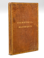 Inscriptions historiques et biographiques des Hommes Morts depuis l'an 1750. Ordre alphabétique ( 2 Tomes ) [ Edition originale ] [Contient notamment les biographies de : ] Cardinal Thomas Weld, Alexandre Volta, John Adams, Chevalier AbrahamBaan D